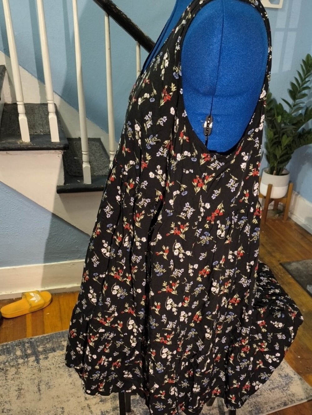 torrid Black Floral Tiered Tank Dress with Red & Blue Accents NWT MSRP$56 - Picture 3 of 10
